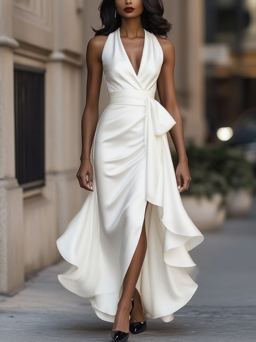 Vestido Longo Midnight Elegance em Cetim com Gola Halter e Babados