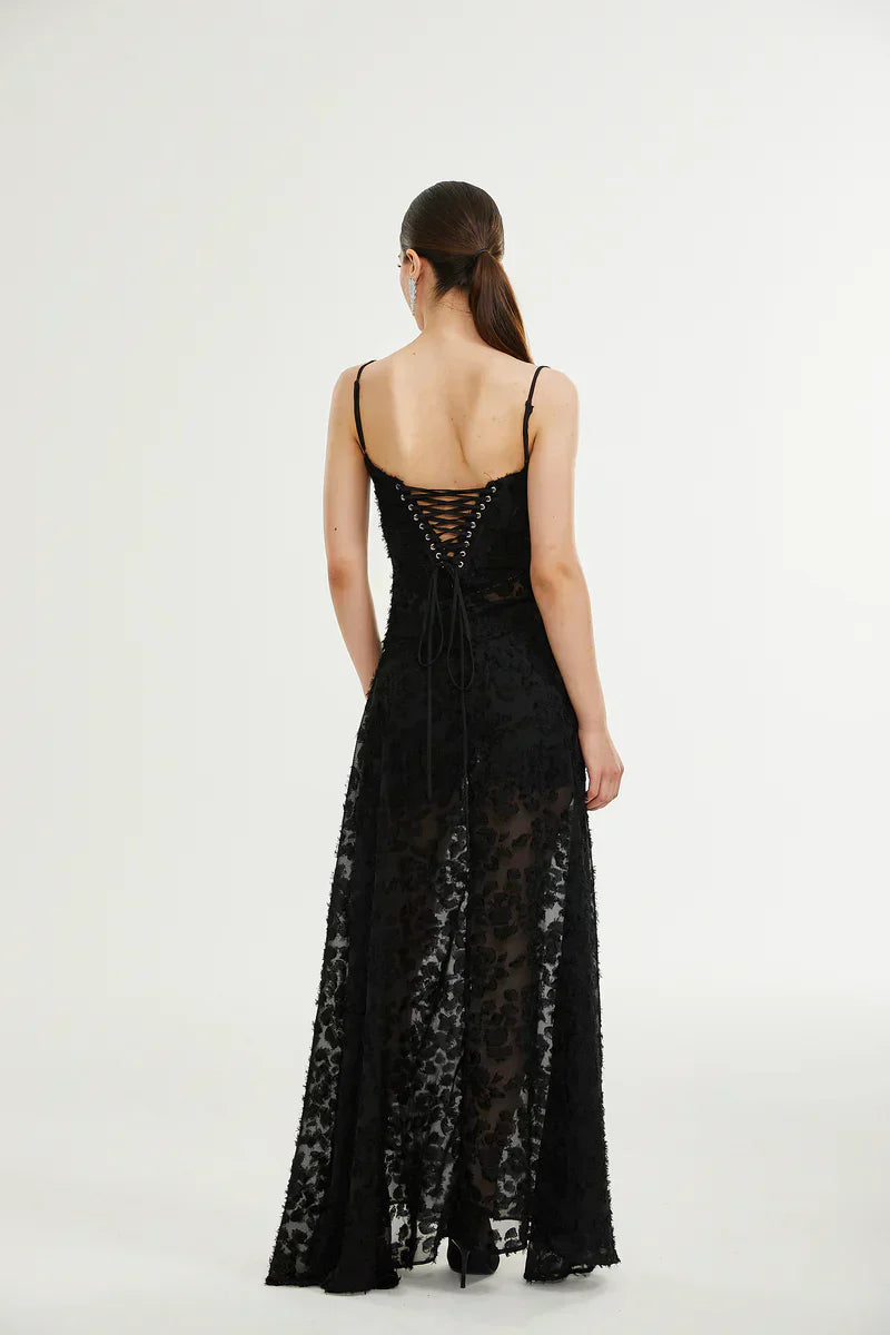 Vestido Renda Preta de Luxo