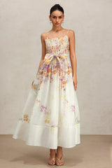 Vestido Retrô Floral em Tule