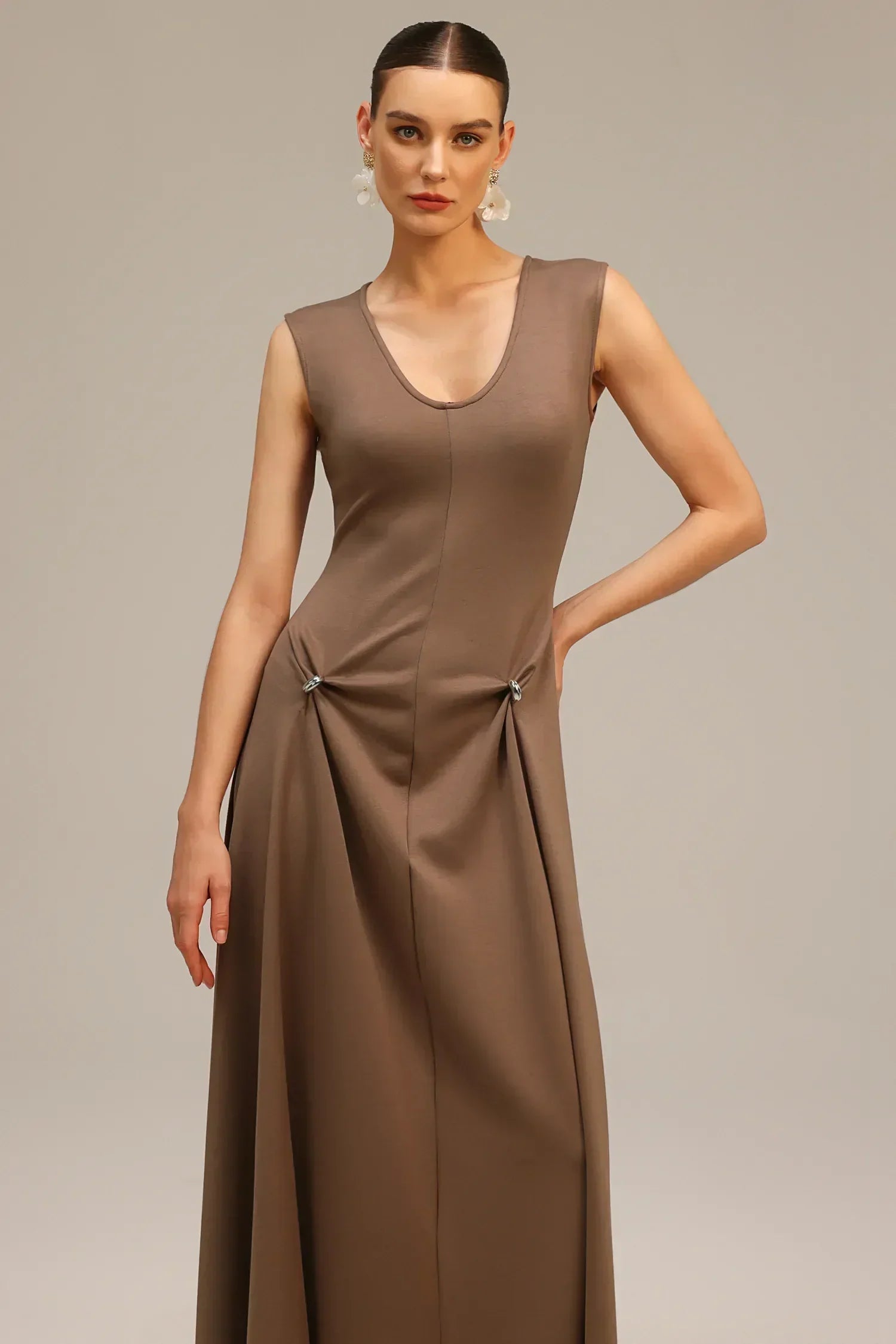 Vestido Drapeado Fivela Dourada