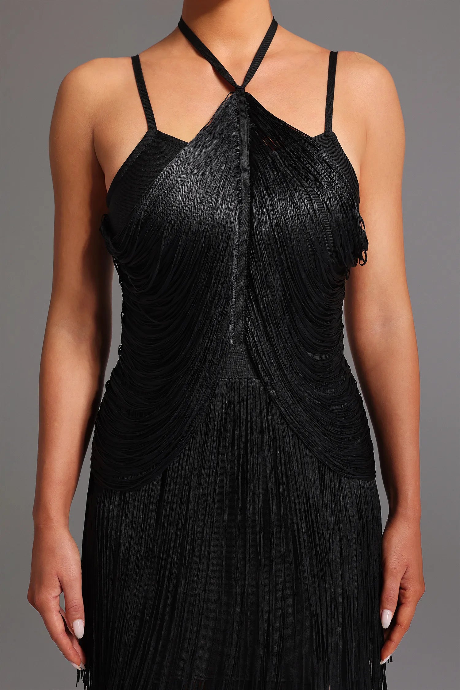 Vestido Preto de Franjas