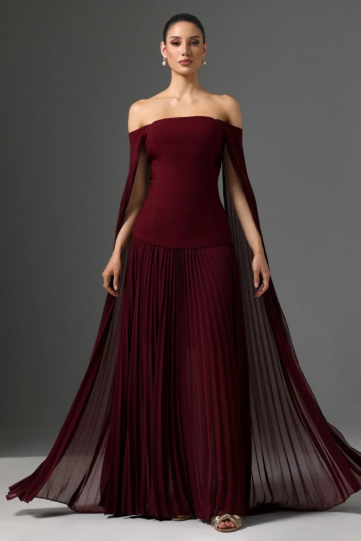 Vestido Bordô Off-Shoulder