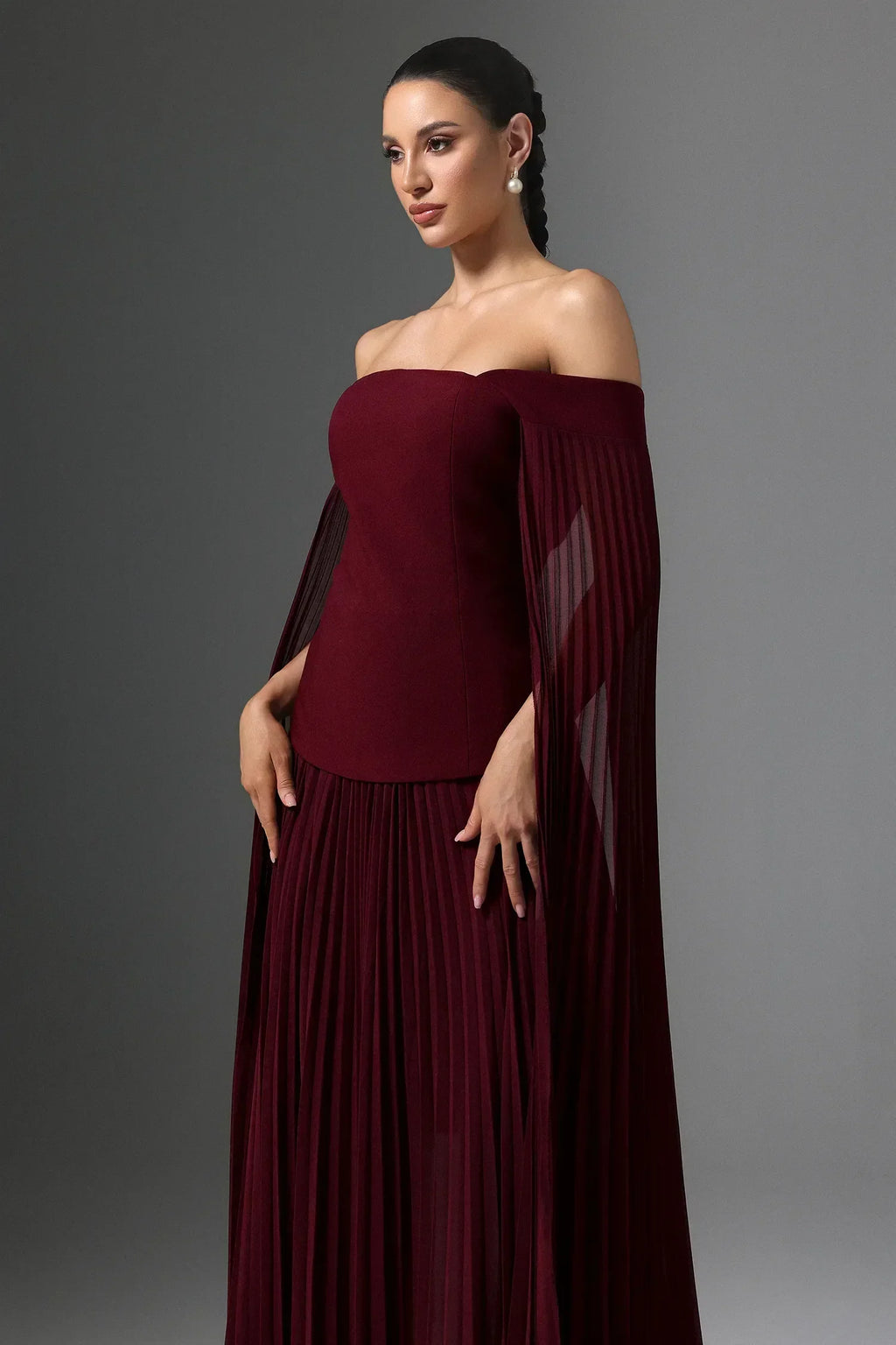 Vestido Bordô Off-Shoulder