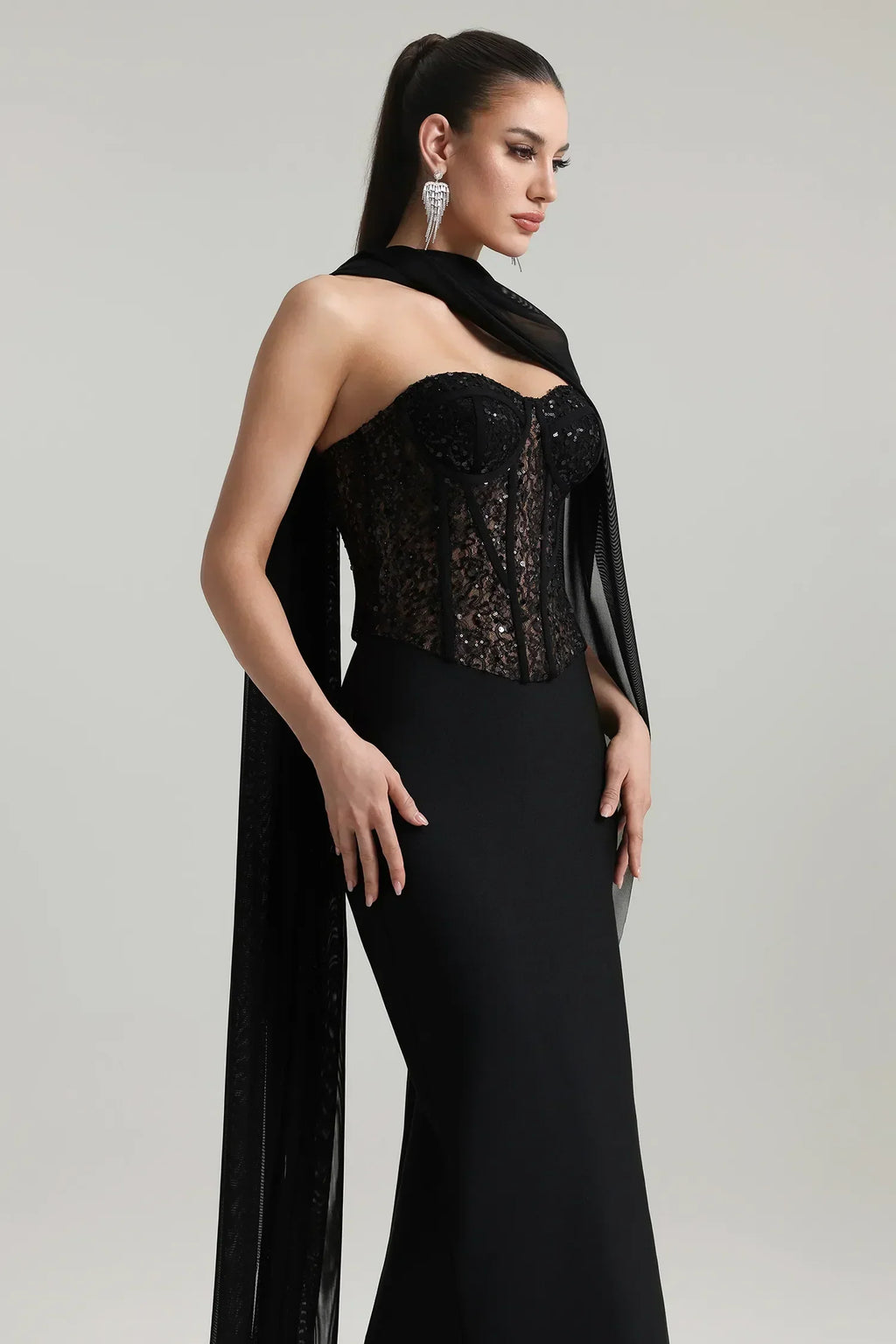 Vestido Tomara Pedraria com Véu