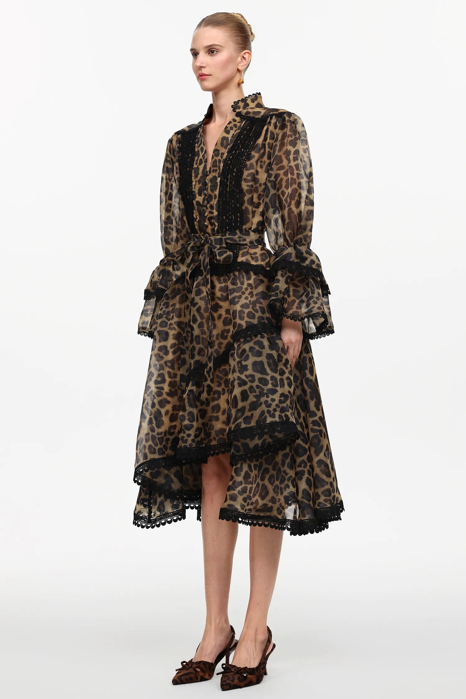 Vestido Onça Dourada com Babados