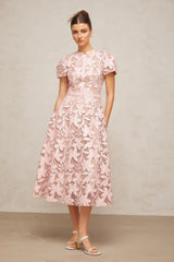 Vestido Rosa em Renda Floral