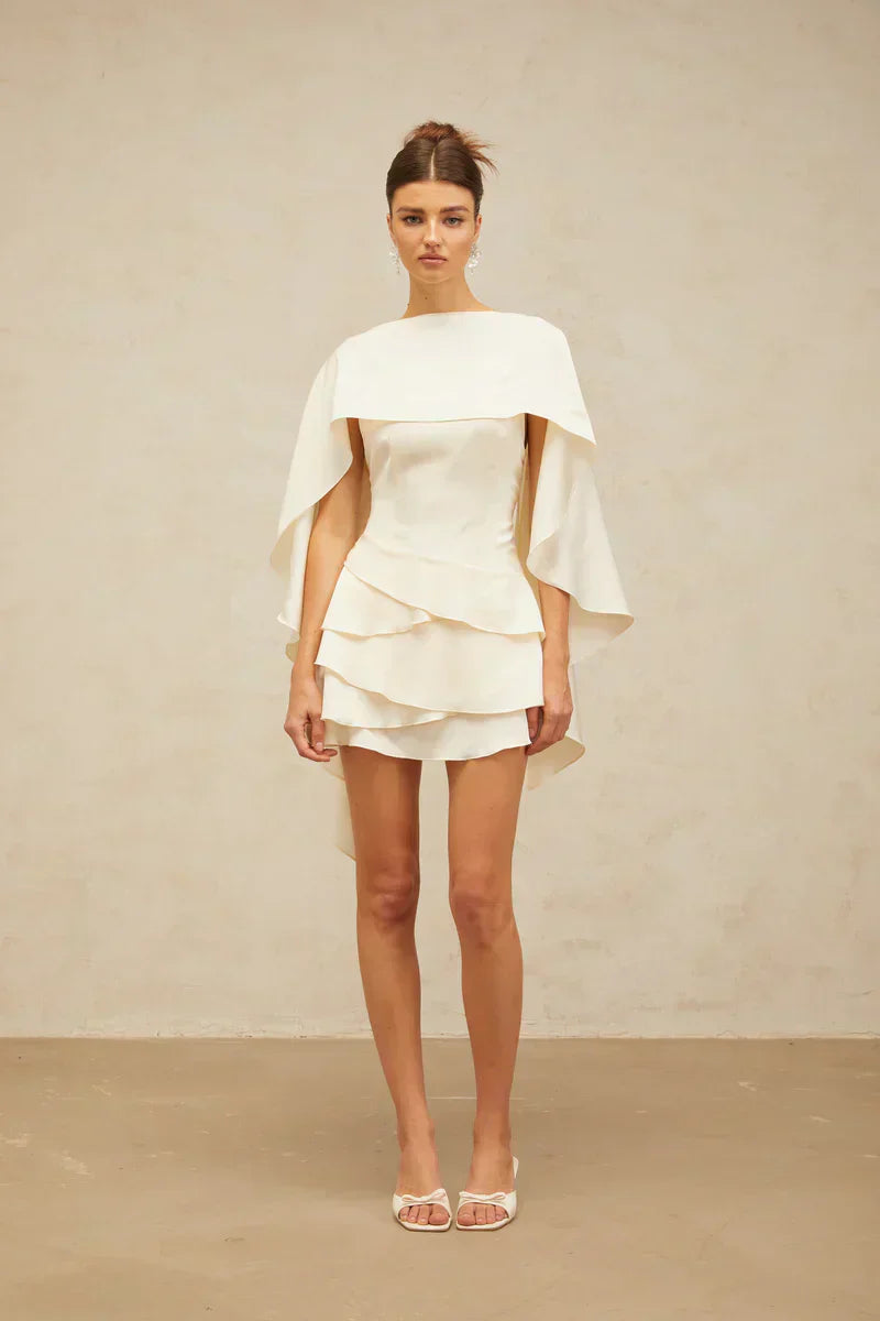 Vestido Escultural Xale