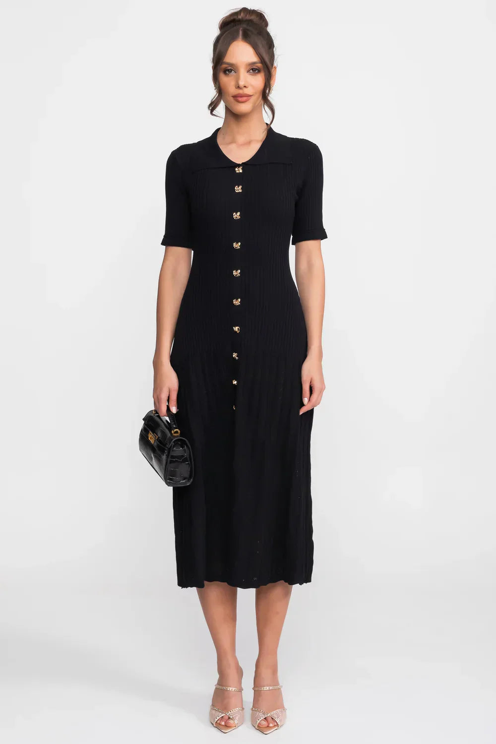 Vestido Midi em Tricô Canelado com Gola Boneca e Saia Plissada