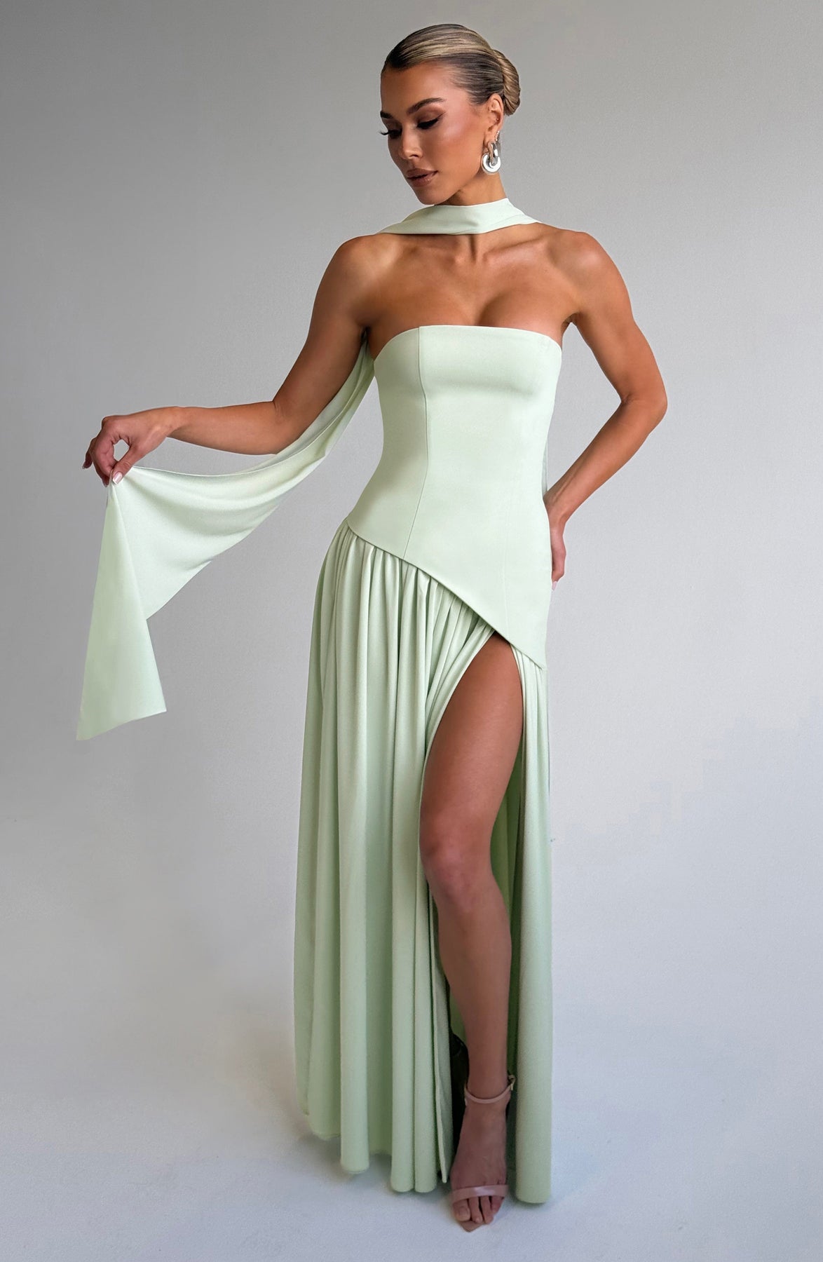 Vestido Longo Elegante - Fabricia