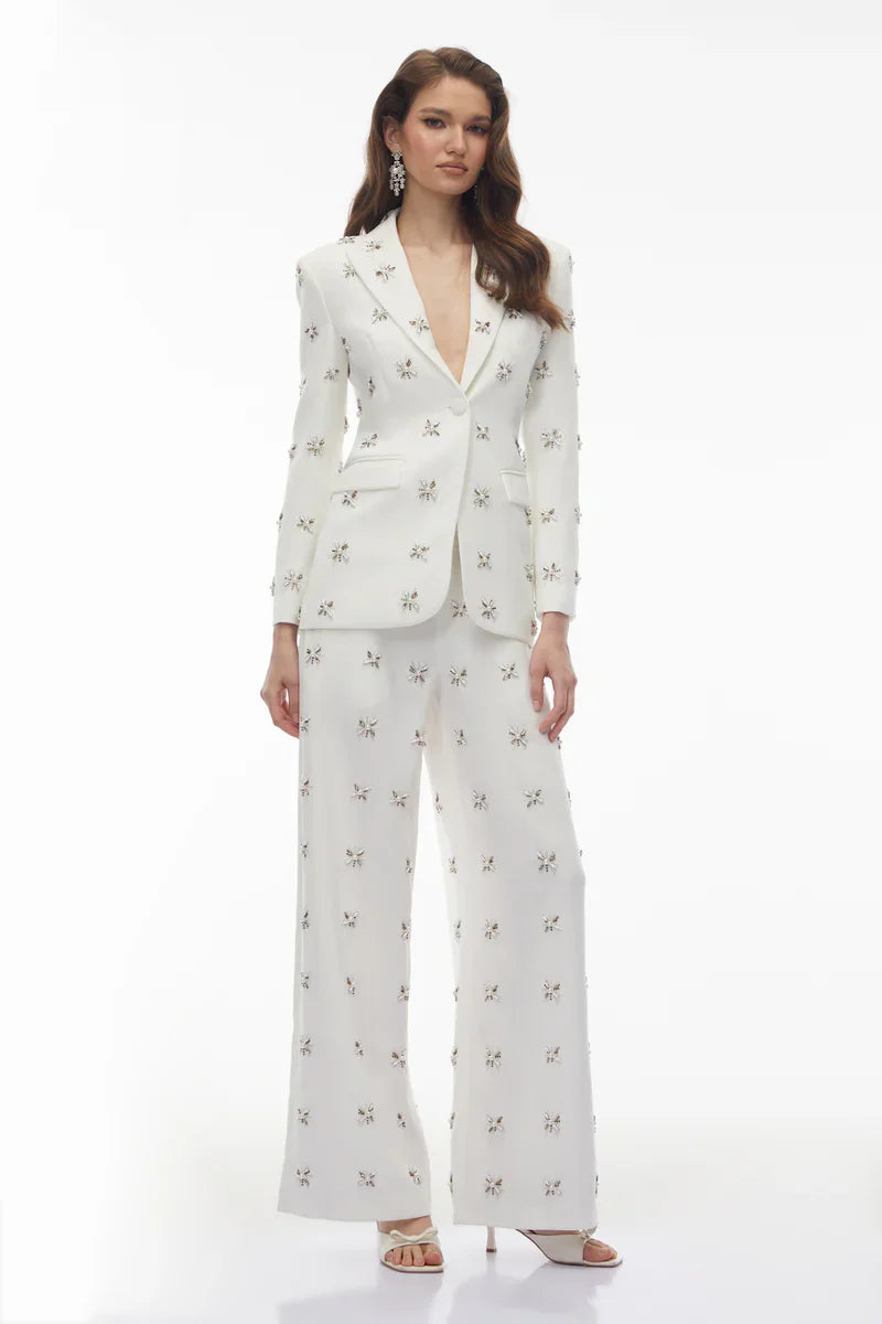Conjunto de Alfaiataria Escultural com Blazer e Calça com Cristais
