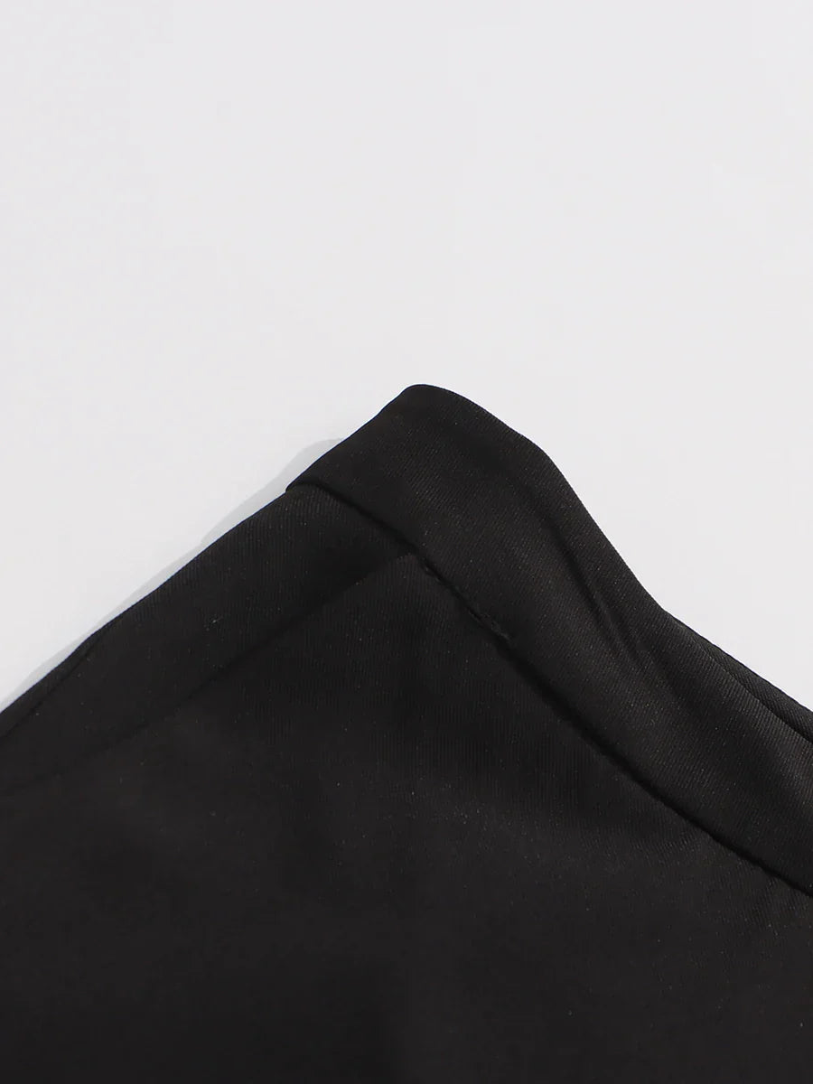 Conjunto de Alfaiataria Escultural com Blazer e Calça com Cristais