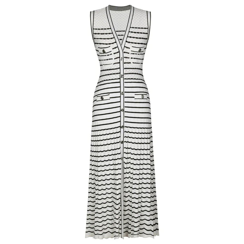 Vestido Cami em Tricô Canelado Premium com Abotoamento Frontal e Trama Ondulada