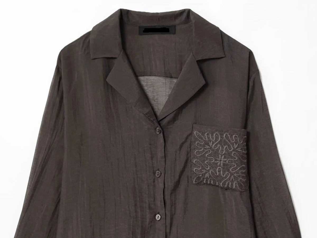 Camisa Elegante de Manga Longa – Modelagem Solta e Minimalista