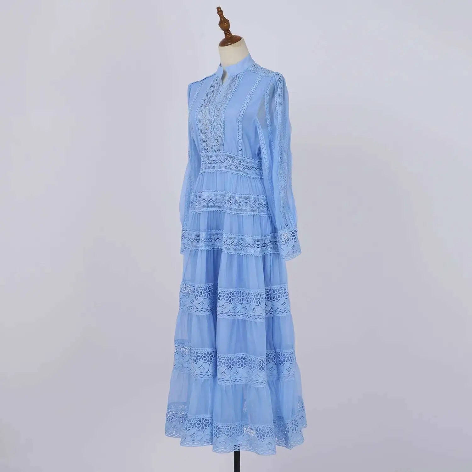 Vestido Longo Elegância Modesta