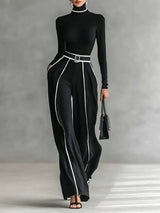 Conjunto de Top Gola Alta e Manga Longa com Debrum Branco, Calça Pantalona e Cinto