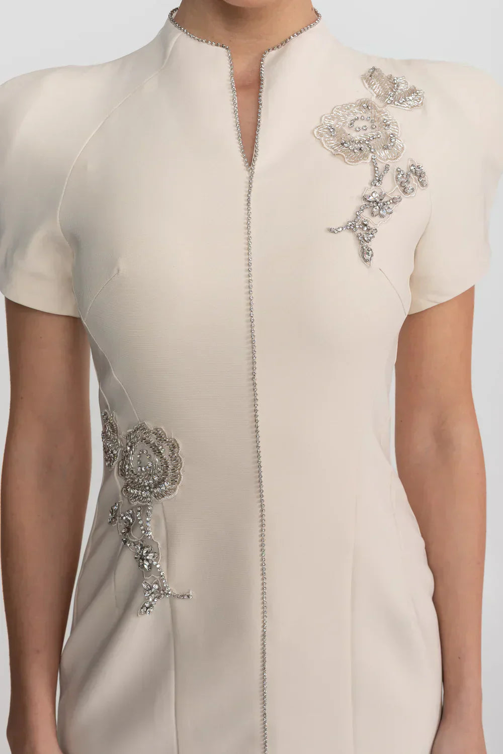 Vestido Lápis e Pedraria